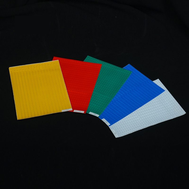 Colorful reflective sheeting